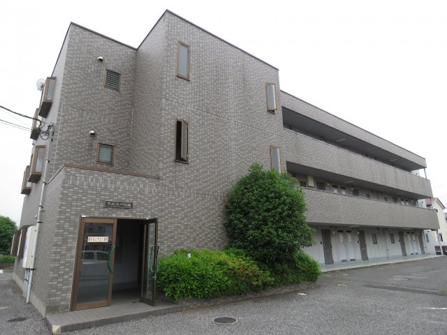 ウエスパ川越の外観