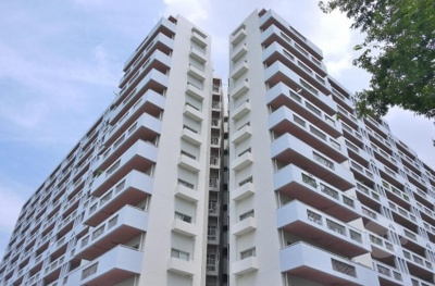 【外観】 | インペリアル千里万博公園 | 【現地写真】 総戸数216戸のSRC造大型分譲マンションです♪