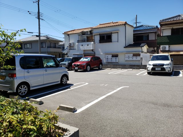 シャーメゾン垂水の駐車場|駐車場あり☆神戸市垂水区　シャーメゾン垂水☆