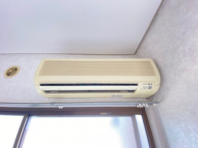 ロイヤルハイツ川西の設備