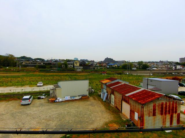 ロイヤルハイツ川西の展望