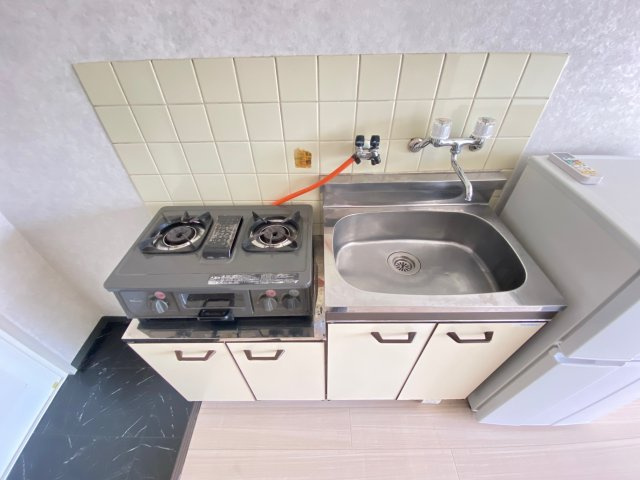 ロイヤルハイツ川西のキッチン