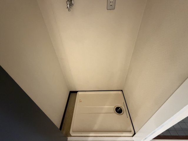 【設備】 | 石留ビル | 室内洗濯機置き場