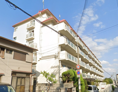 【外観】 | シーアイマンション豊中上野 | 【現地写真】
総戸数66戸の鉄筋コンクリート造、分譲マンションです♪