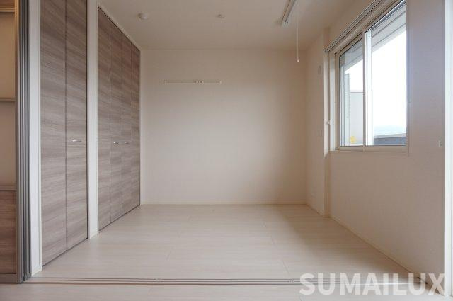 上益城郡益城町大字宮園のアパートの洋室