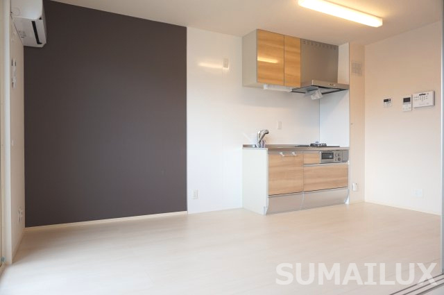 上益城郡益城町大字宮園のアパートの居間・リビング