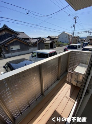 【バルコニー】 | グロワール | 暖かな日差しのふりそそぐバルコニー