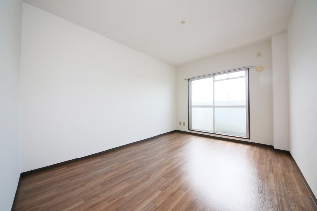 ロイヤルリリーフM&Sの内装