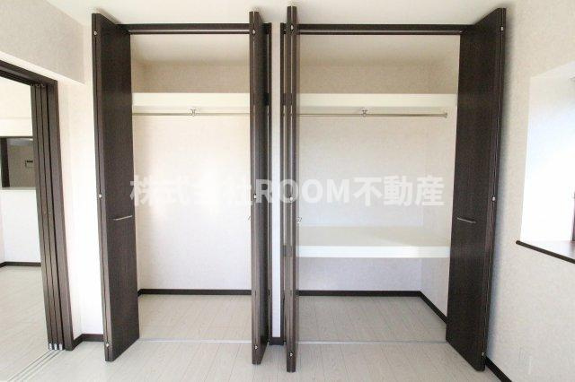 ヴァレンティノの収納|こまごまとしたものを収納できそうですね