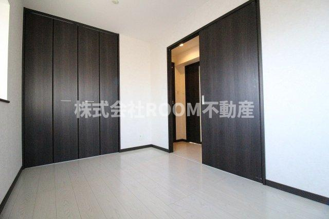 ヴァレンティノの寝室|使い勝手のいい寝室です