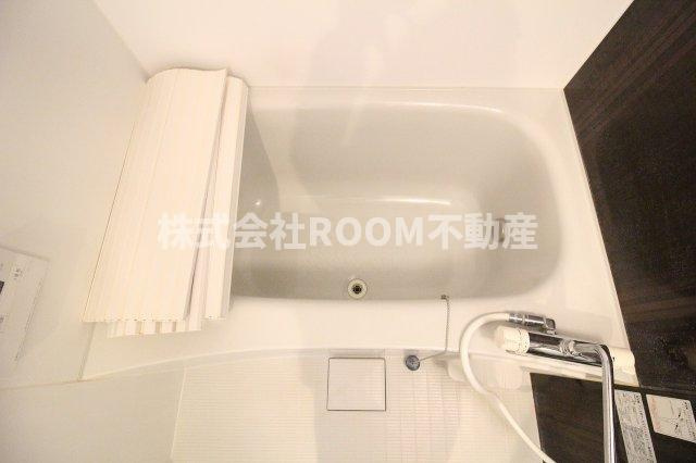 ヴァレンティノの浴室|コンパクトで使いやすいお風呂です