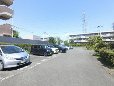 【駐車場】 | 港南台おおるり第二団地７号棟 | 平置き駐車場です。