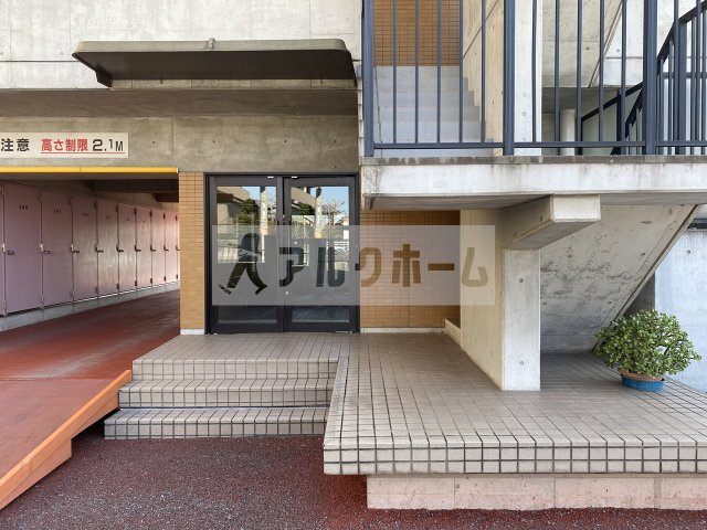 アストラーサ柏原のエントランス|アストラーサ柏原（柏原市平野）　オートロック