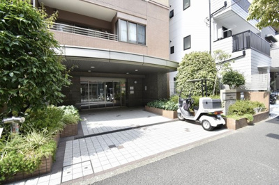【エントランス】 | 伊勢佐木南パークハウス弐番館 | エントランス部分です。