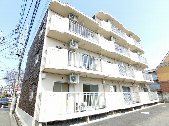 メゾン山王林の外観