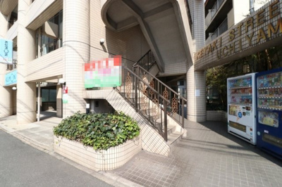 【外観】 | けやき通り内山