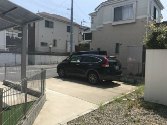【駐車場】 | いつでも目の届く敷地内に駐車場があります♪荷物がかさばりがちなお買物にも、敷地内駐車場があると便利ですよね☆