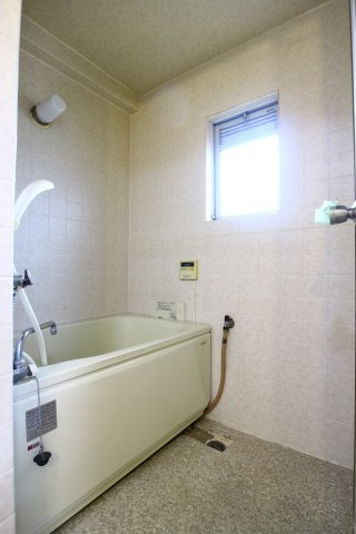ＹＫハイツ高丸の浴室