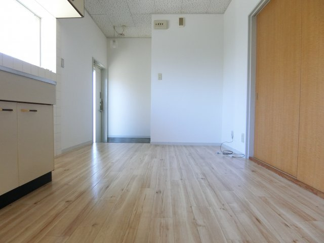 コーポ高倉台の居間・リビング