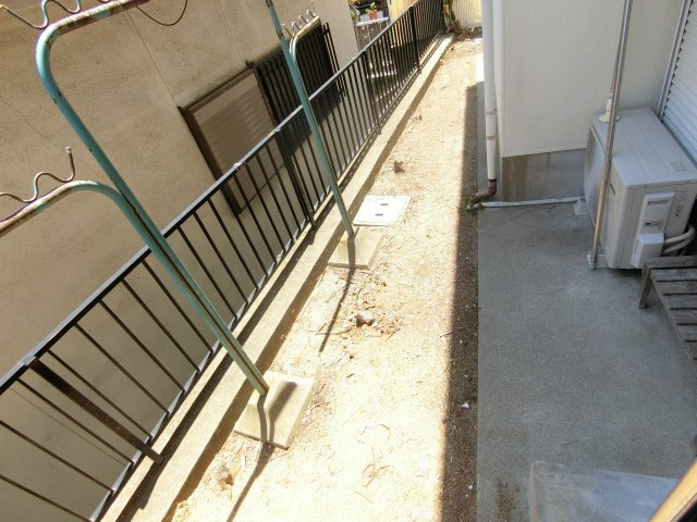 コーポ高倉台の庭