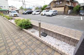 【駐車場】