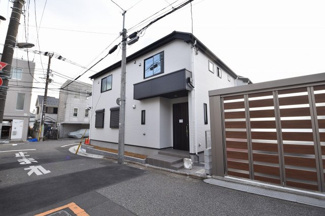 【前面道路含む現地写真】 | 現地見学や資料請求などお気軽にお問合わせ下さい
周辺環境とあわせて現地ご案内致します。