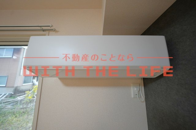 ヴァン・テ・アン【10，000円キャッシュバック対象物件】の玄関|落ち着いた玄関です
