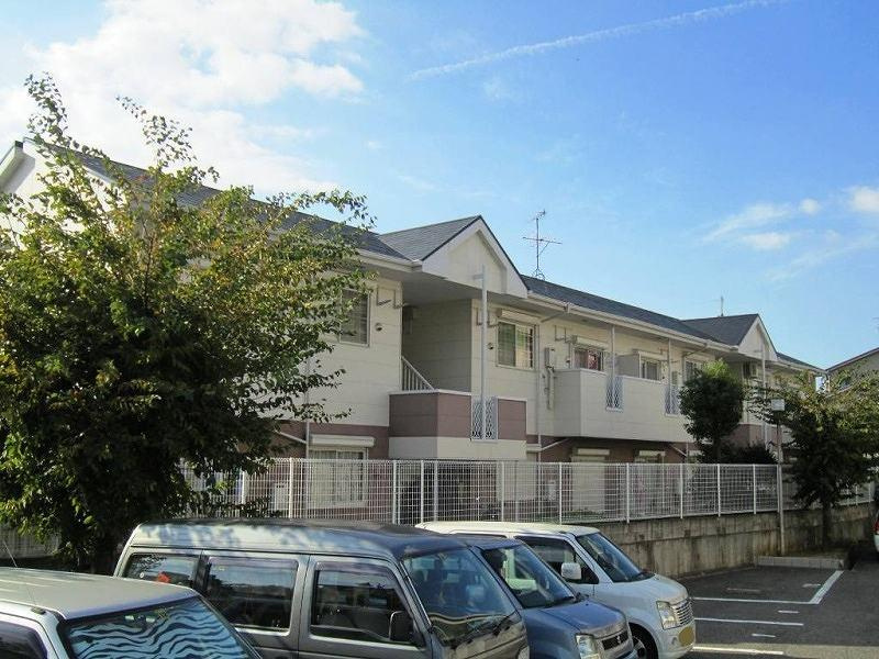 シルバーヴェリー金剛の外観