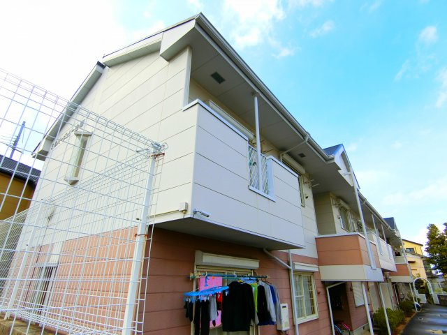 シルバーヴェリー金剛の外観