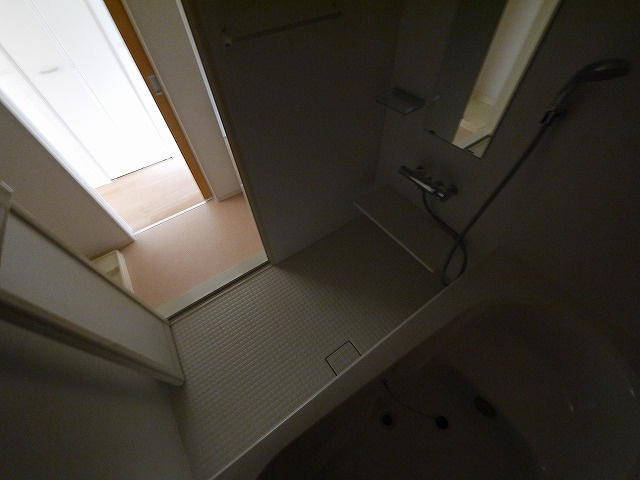 ベルオーブⅨの浴室