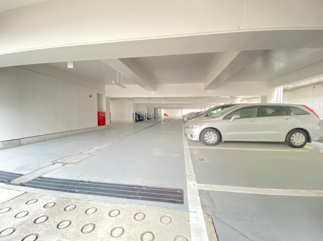 ラメール狩口Ⅲの駐車場