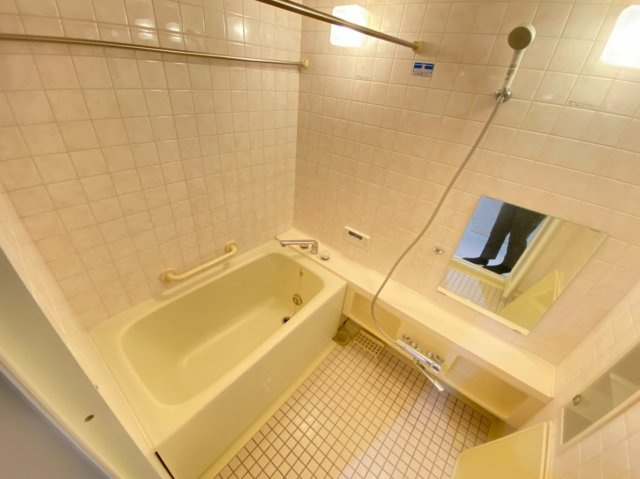 ラメール狩口Ⅲの浴室