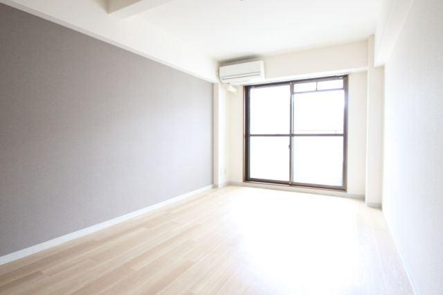 サイレストＳＢの洋室