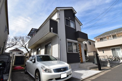 【外観】 | 全室南向き　昭島市宮沢町2丁目　中古戸建 | 大切にお住まいだったため、歳月を感じさせない美しさを保っています。

