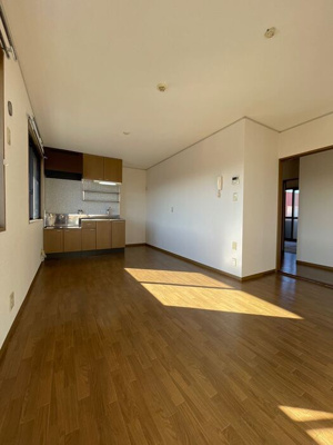 【居間・リビング】 | グランシャリオ