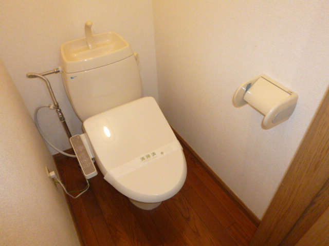 ニューエルディム北畝Ａのトイレ|温水洗浄便座