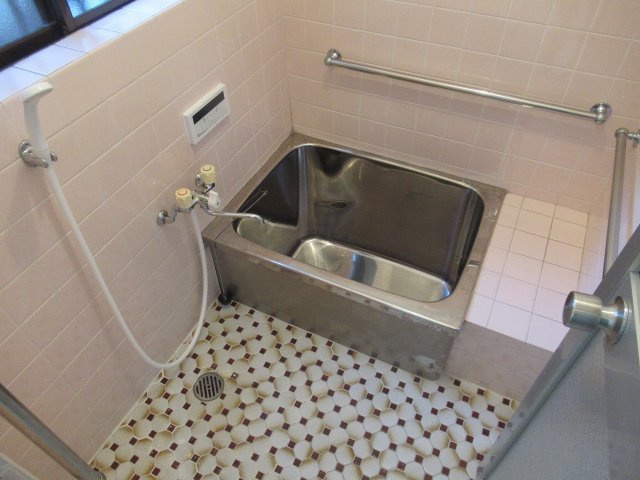 【浴室】 | 瓜生堂2丁目貸家（若江岩田賃貸） | お風呂です