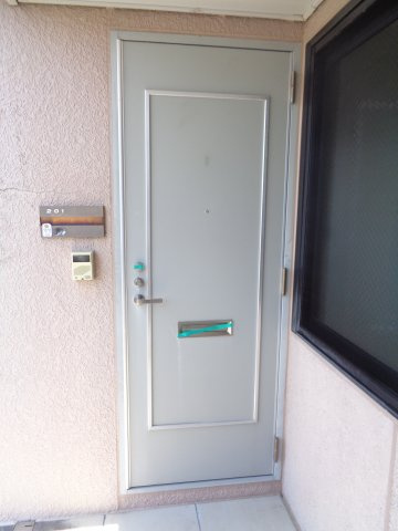 セジュールK&TⅠの玄関