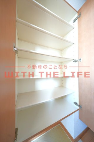 エクセレント東町【10,000円キャッシュバック対象物件】の収納|専用の収納スペースです