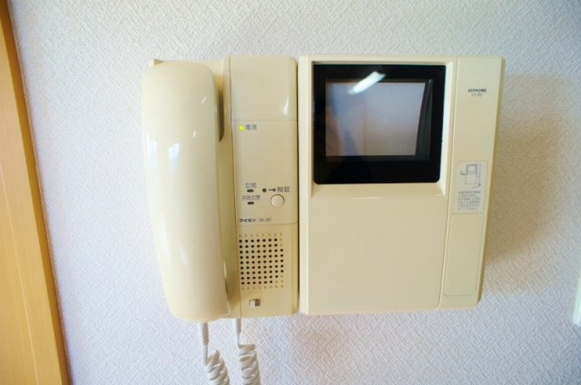 レフィナードパティオ【10,000円キャッシュバック対象物件】のセキュリティ|モニターホンです
