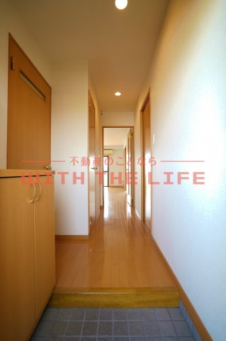 グリーンヒルズ津福の玄関|シンプルで使いやすい玄関です