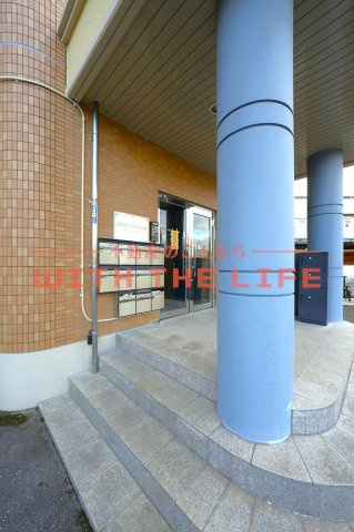 グリーンヒルズ津福のロビー|清潔なロビーです