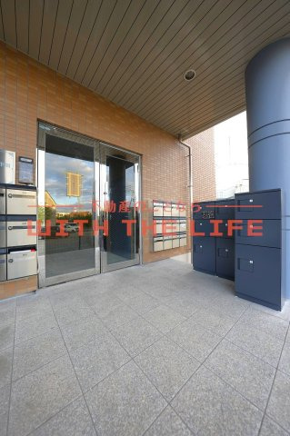 グリーンヒルズ津福のエントランス|清潔なエントランスです