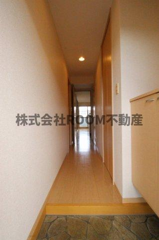 ローズコート夢 B棟の玄関