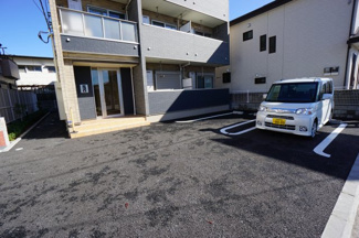 【駐車場】
