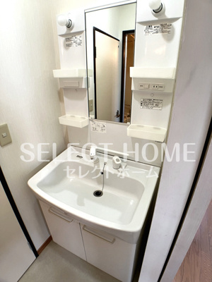 【独立洗面台】 | ガーデンハイツＡ | 独立洗面化粧台が付いています