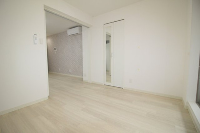 【洋室】 | クリエオーレ螢池Ⅱ