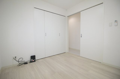 【洋室】 | クリエオーレ螢池Ⅱ