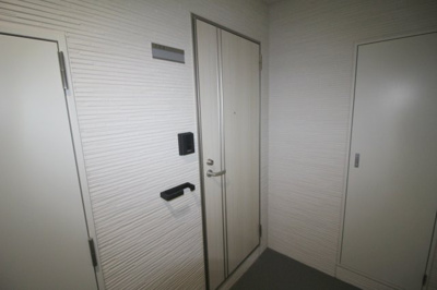 【玄関】 | クリエオーレ螢池Ⅱ