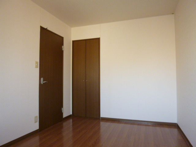 プロニティーハイムの寝室|洋室